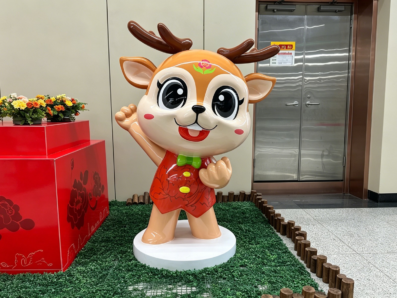 商业综合体中庭装置案例 2